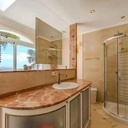 Chalet En Costa Adeje (Tenerife)