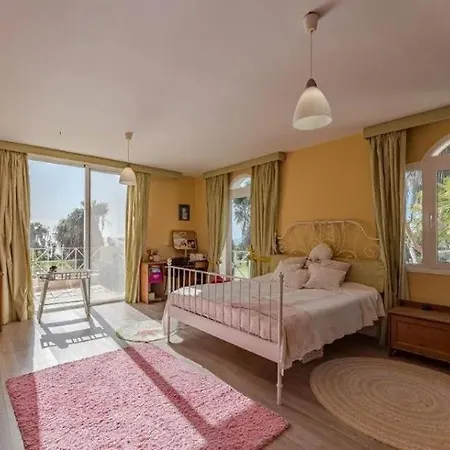 Chalet En Feriehus Costa Adeje (Tenerife)